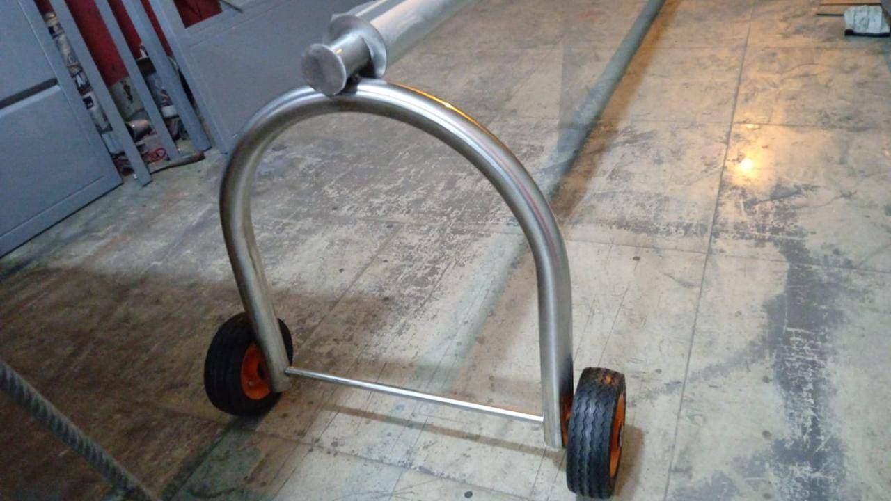 ENROLLADOR EN ACERO INOX 304 Y ALUMINIO ESPECIAL PARA COBERTORES FLOTANTE DE PISCINA PRODUCTO NACIONAL HASTA 6 METROS — imagen 1