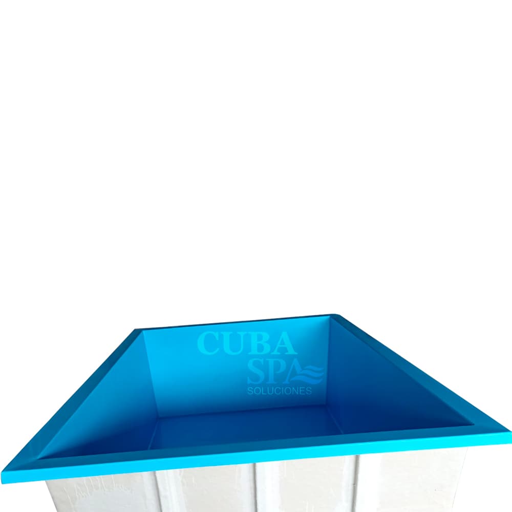 PISCINA EN FIBRA DE VIDRIO MODELO MINIMALISTA A MEDIDA
